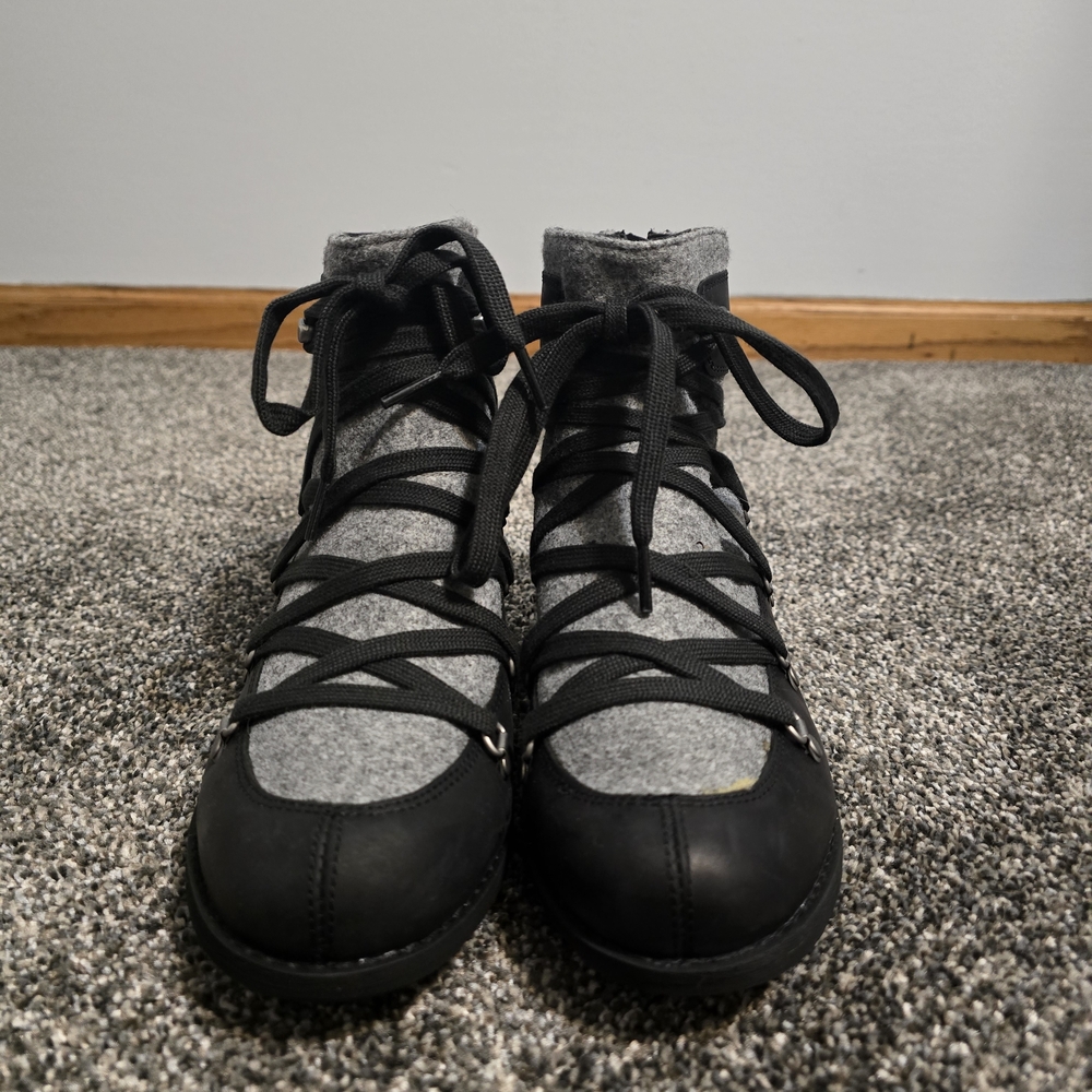 Merrell Black and Gray Lace Up Boots